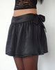 Image de Habema Mini jupe enveloppante en satin noir