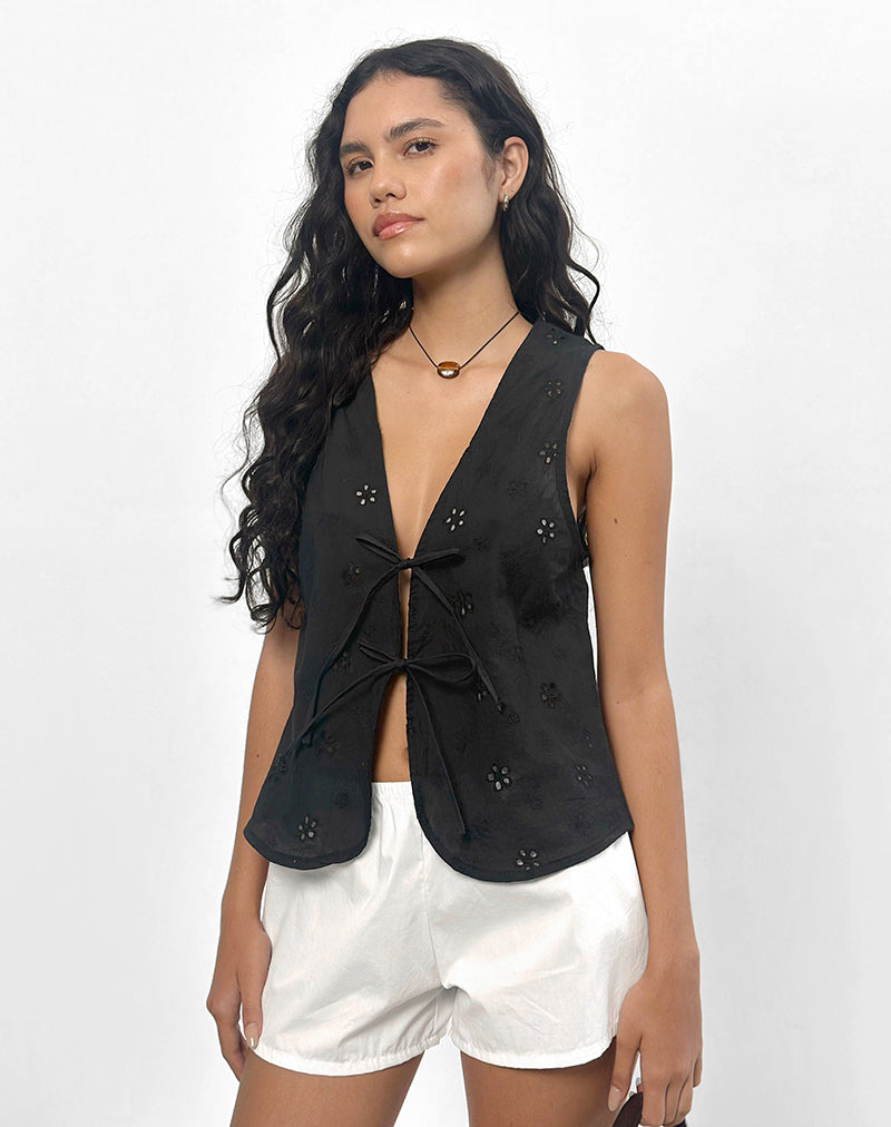 Image de Kayve Top in Flower Broderie Black