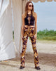 Image du pantalon évasé Mileri en or papillon