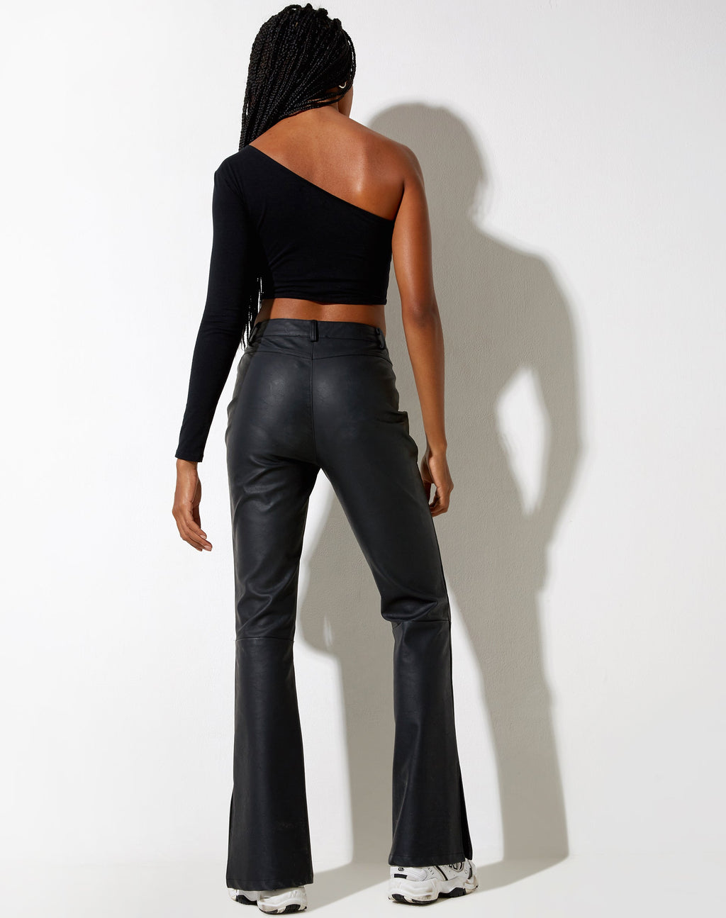 Pantalon Zolen Flare en Pu Matte Black