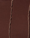 Acajou foncé avec points marron plus clairs