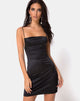 Image de la mini robe Kozue en satin noir