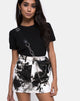 Image de la mini-jupe Broomy en Mono Tie Dye noir et blanc