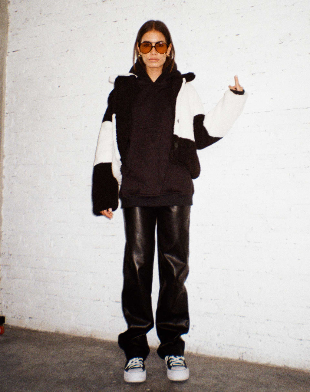 Pantalon parallèle MOTEL X OLIVIA NEILL en Pu noir