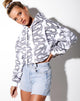 Image de Roky Cropped Hoody in Dragon Rope White Placement