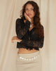 image de Sadiru Cardi en dentelle noire