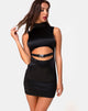 Image de la robe Vinika en satin noir