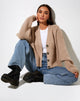 Image de Wallace Cardi en gris beige
