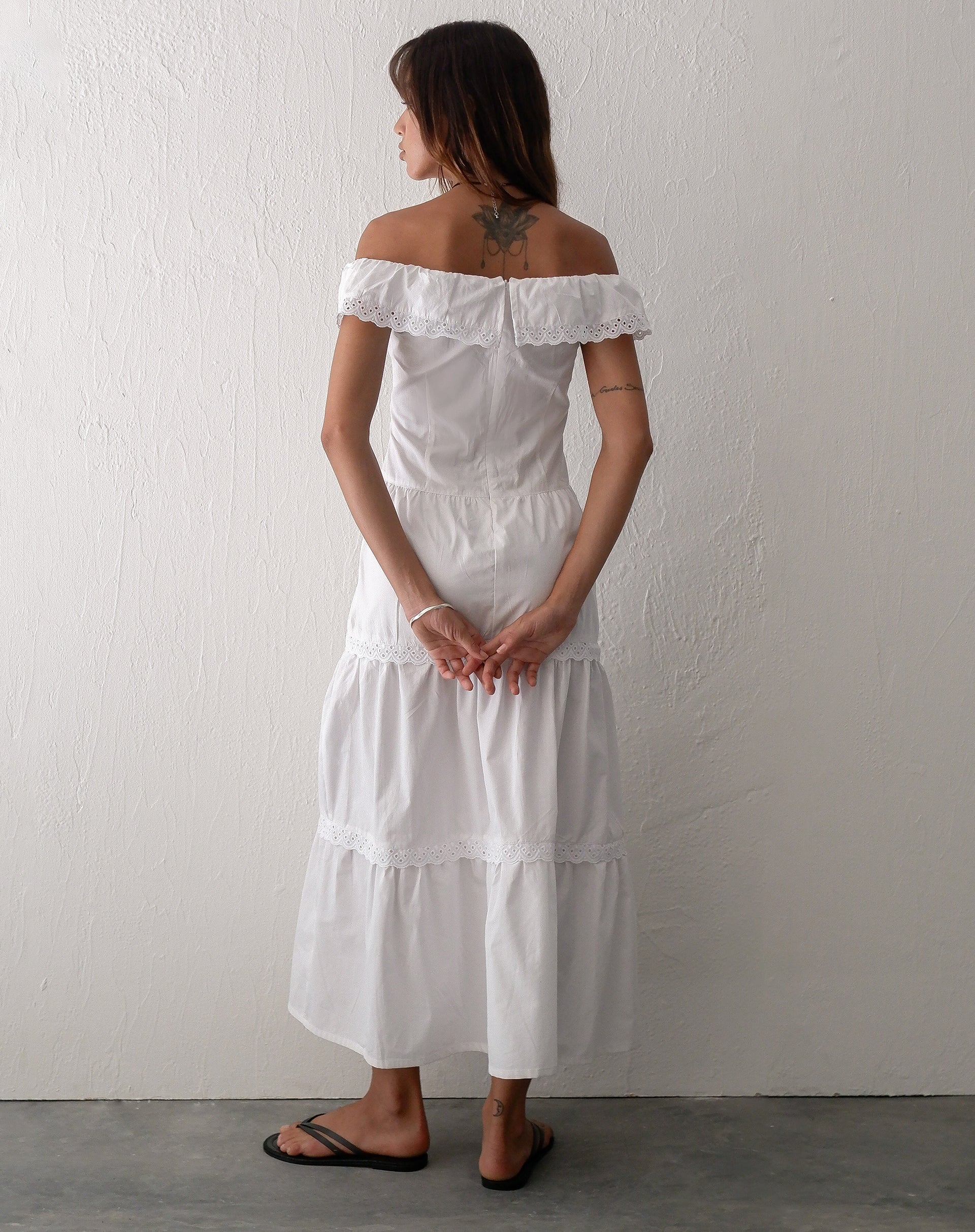 Image de Helpa Tiered Bardot Maxi Dress in White