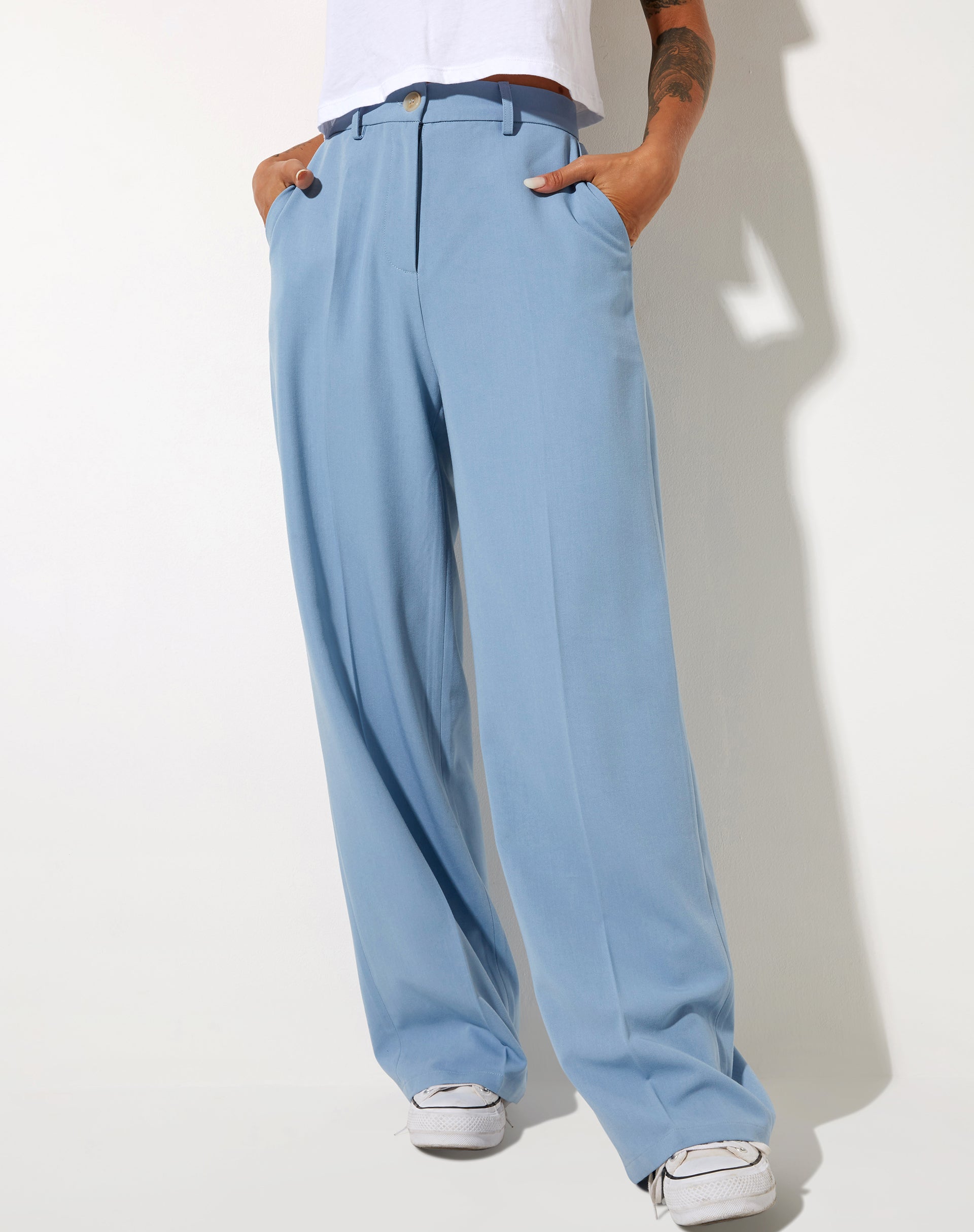Image de Abba Straight Leg Trouser in Tailoring Blue