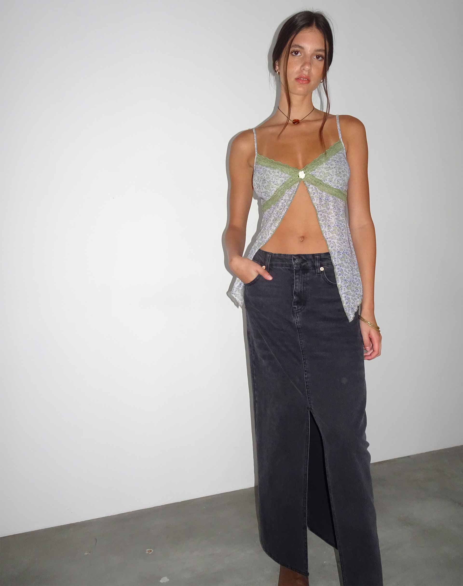Image de Aliqa Mesh Butterfly Top in Spring Rose Green