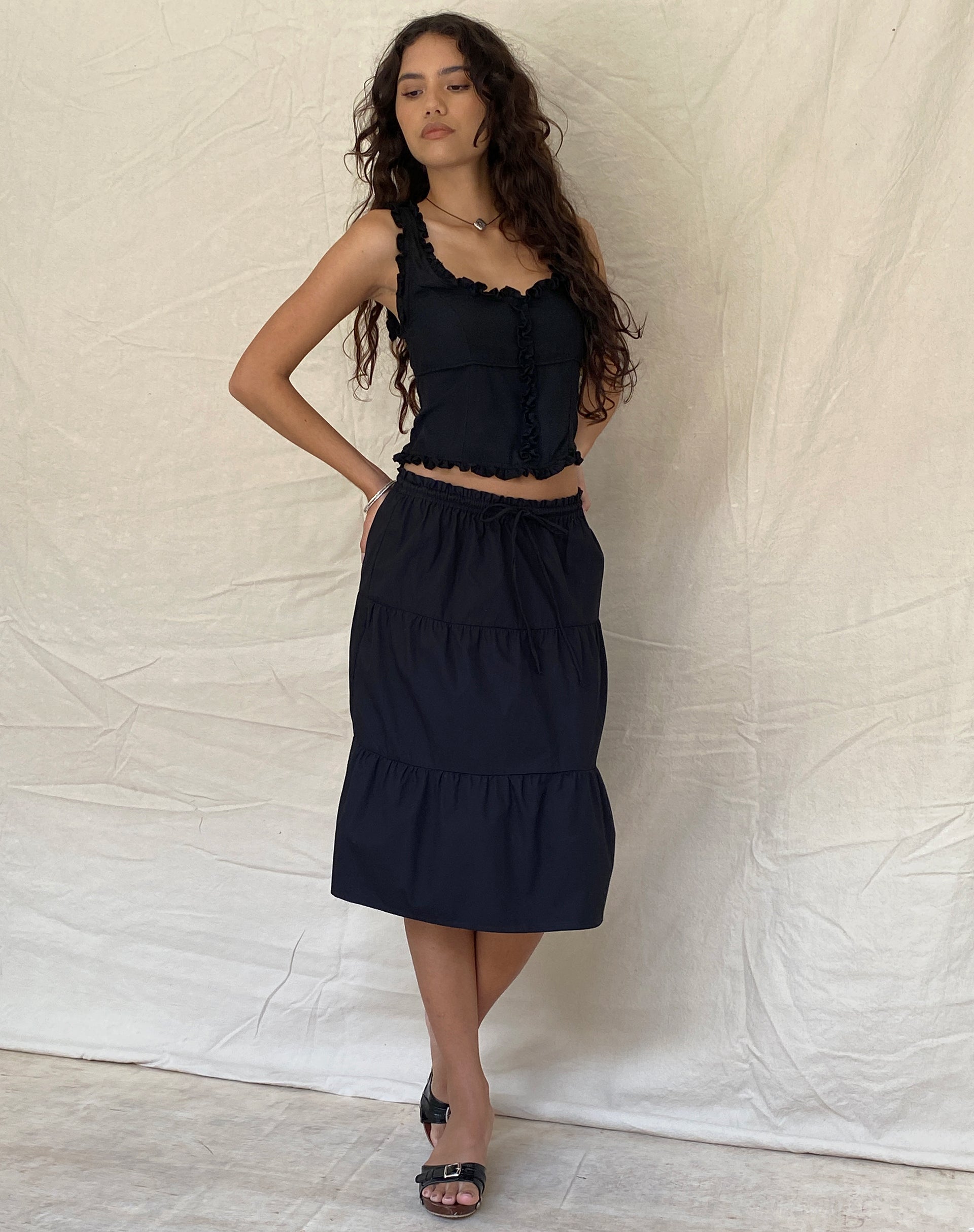 Image de Alsa Ruffle Edge Top in Black