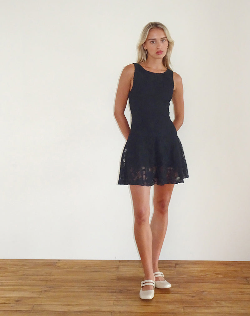 Image de Ambika Robe en dentelle texturée Rose Black