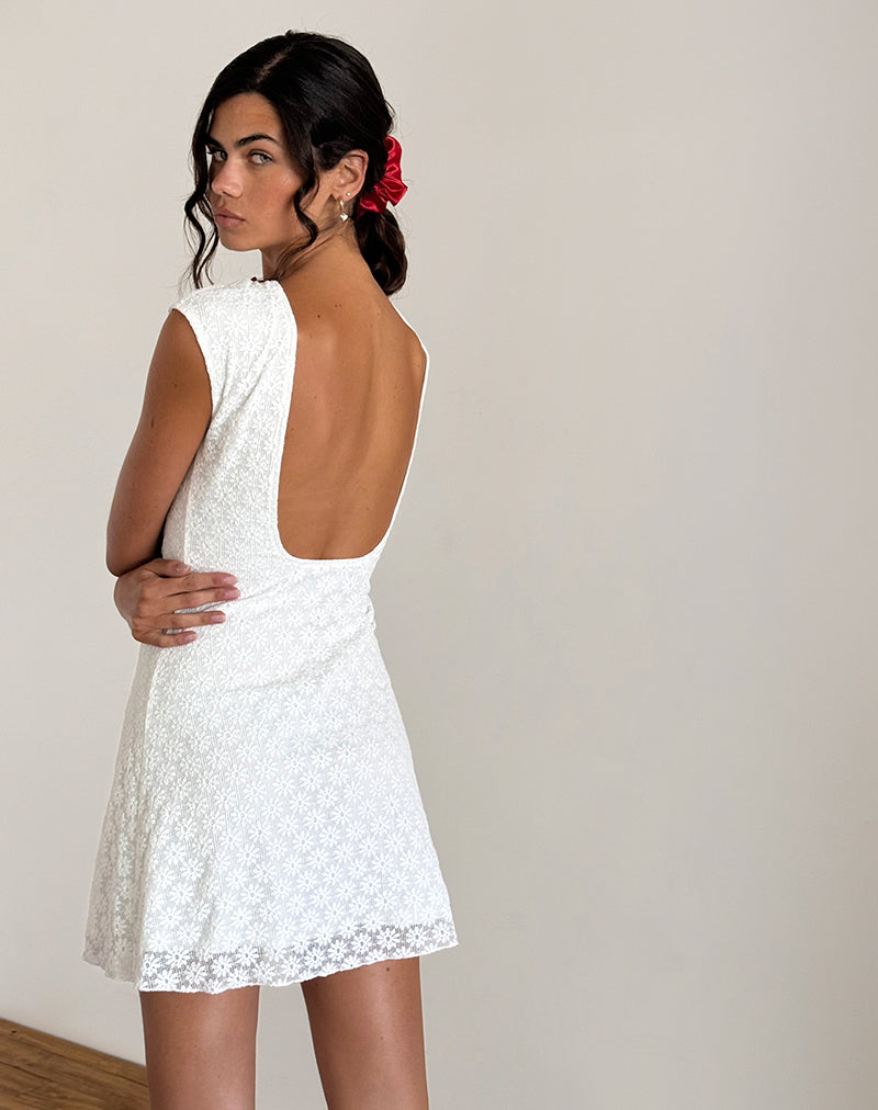 Image de la mini robe Ambu en dentelle florale ivoire