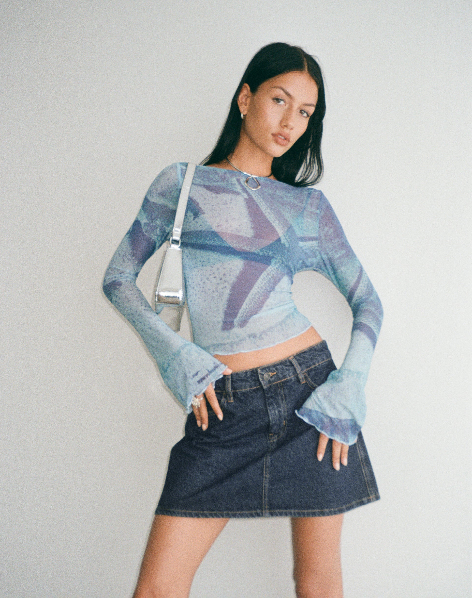 Image de Anchi Mesh Long Sleeve Top in Blue Starfish Photoprint