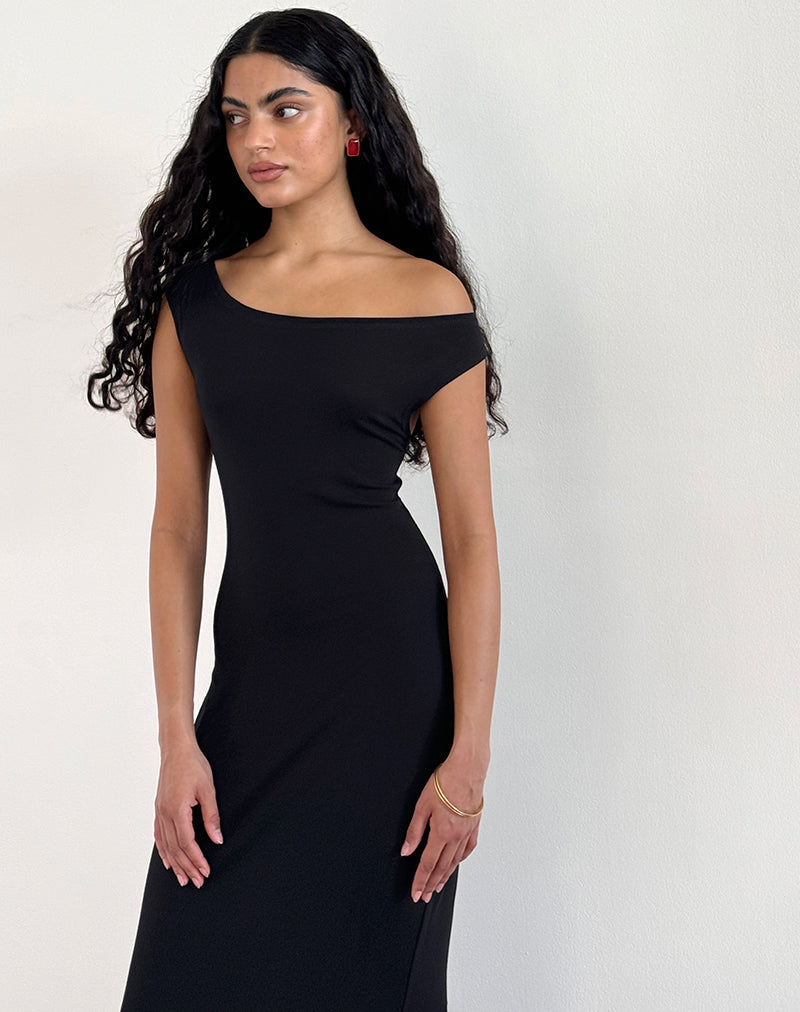 Image de Ardita Robe longue asymétrique en tricot côtelé en noir