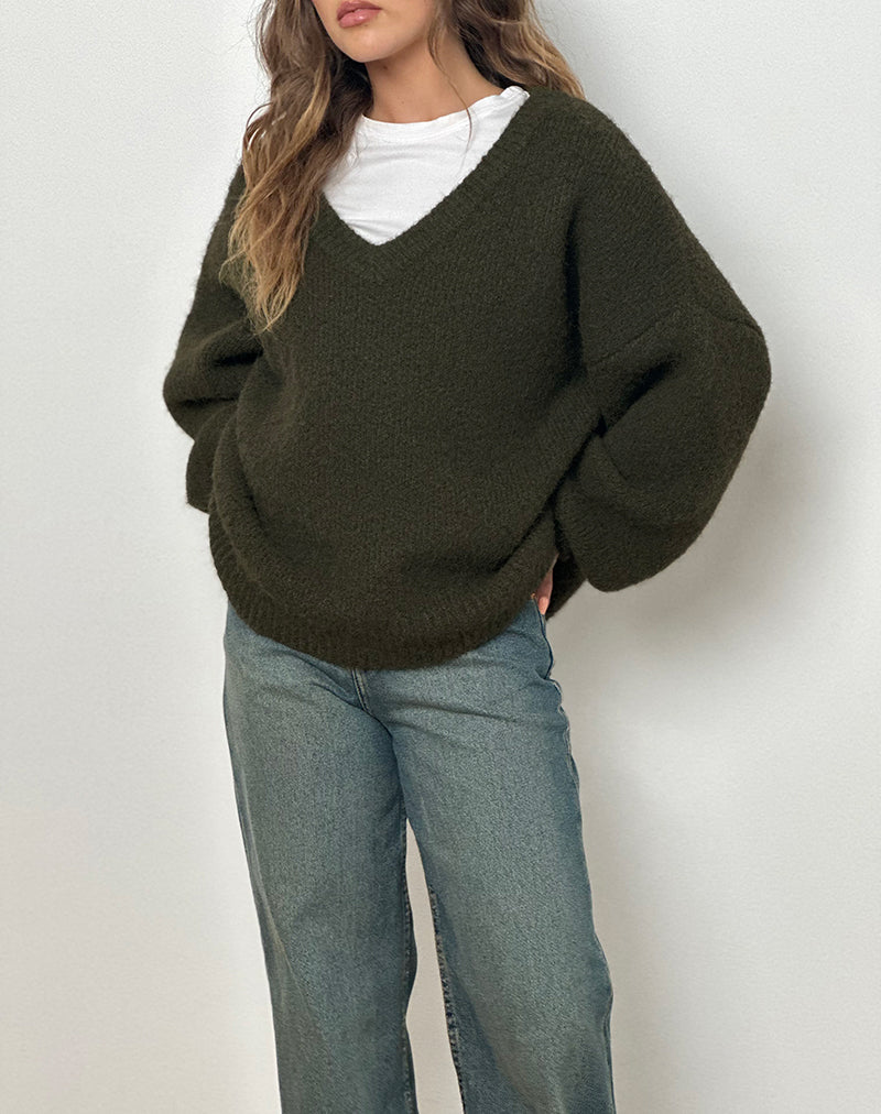 Image de Asato Chunky V Neck Jumper in Brushed Khaki