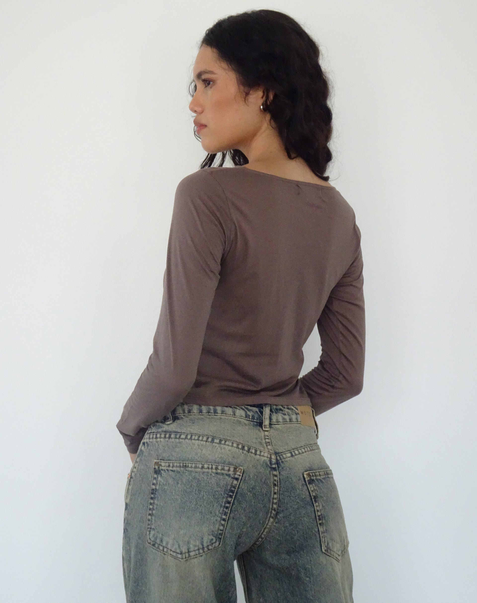 Image de Asma Loose Fit Long Sleeve Top in Nutmeg