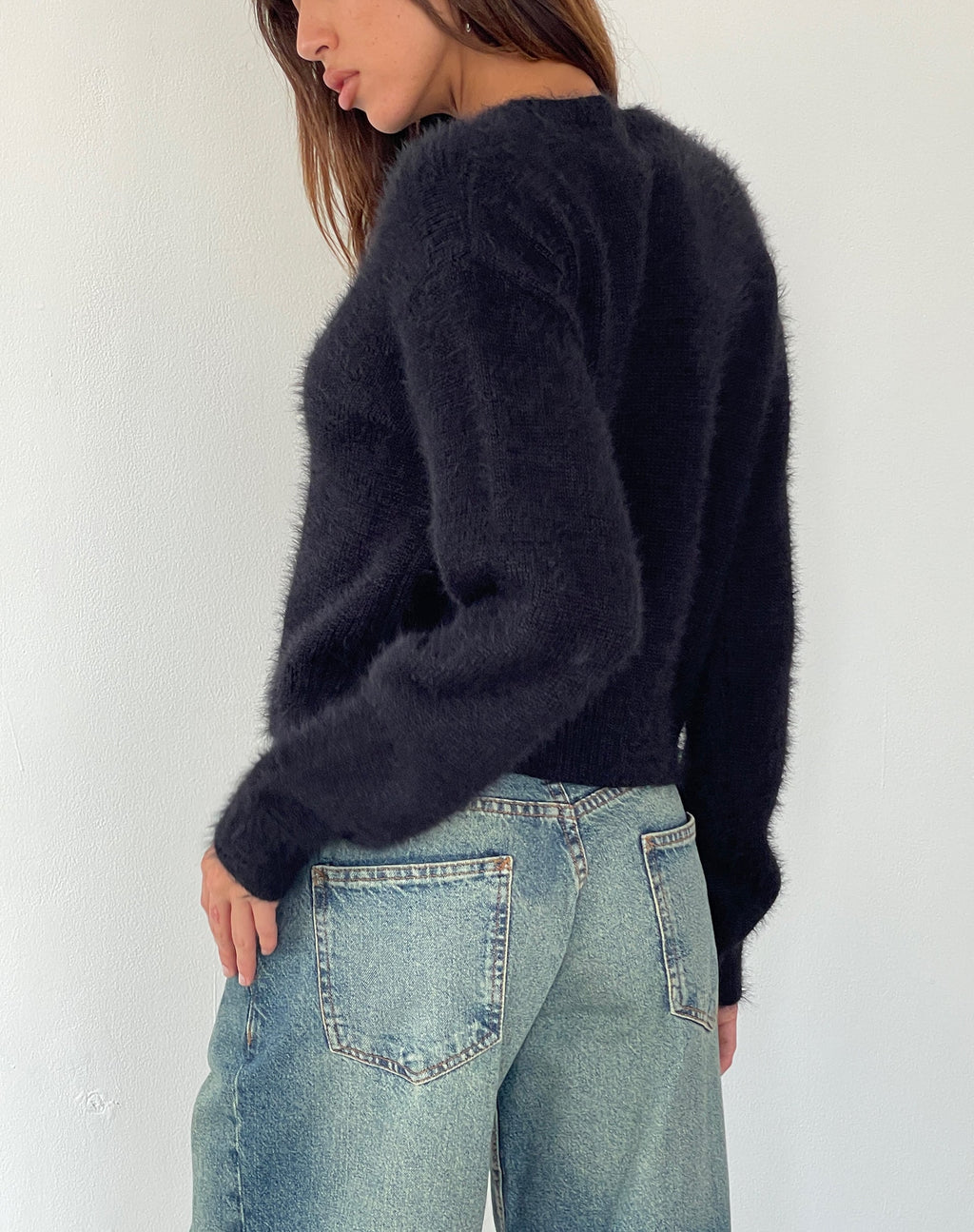 Cardigan Audrina en tricot duveteux noir