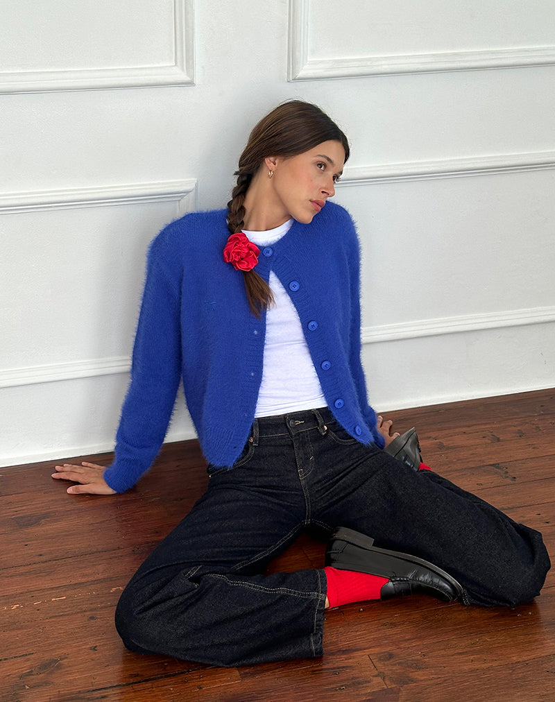 Cardigan Audrina en bleu cobalt duveteux