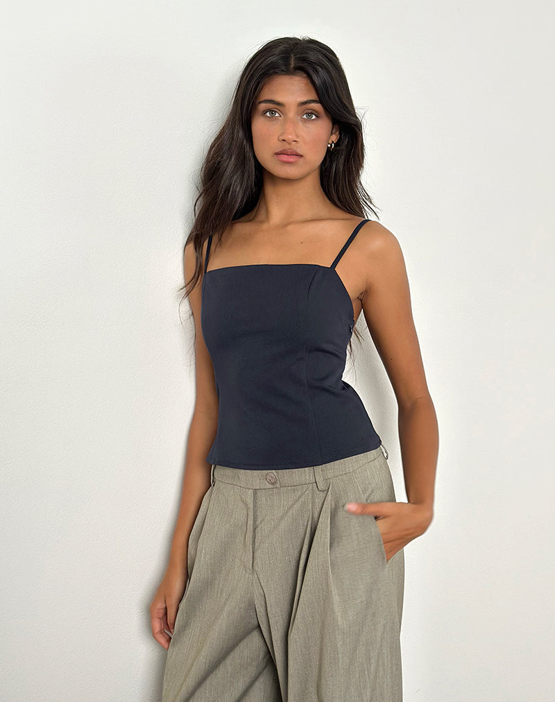 Image de Aurei Scoop Back Top in Tailoring Navy