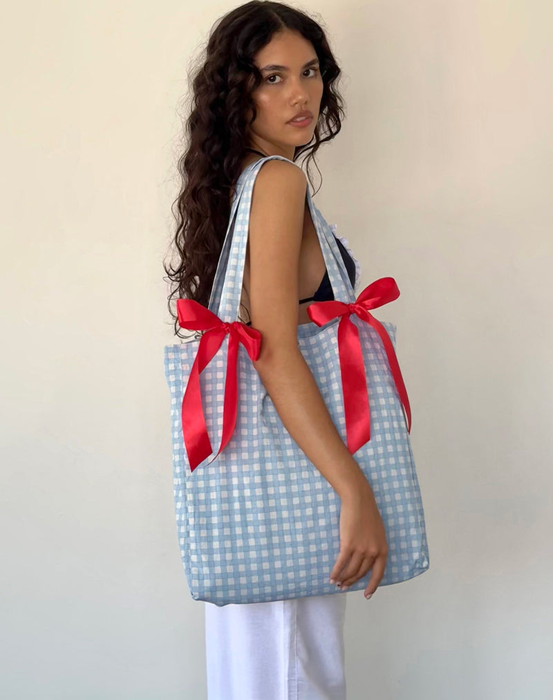 Image du sac Barbara en vichy bleu avec nœud rouge