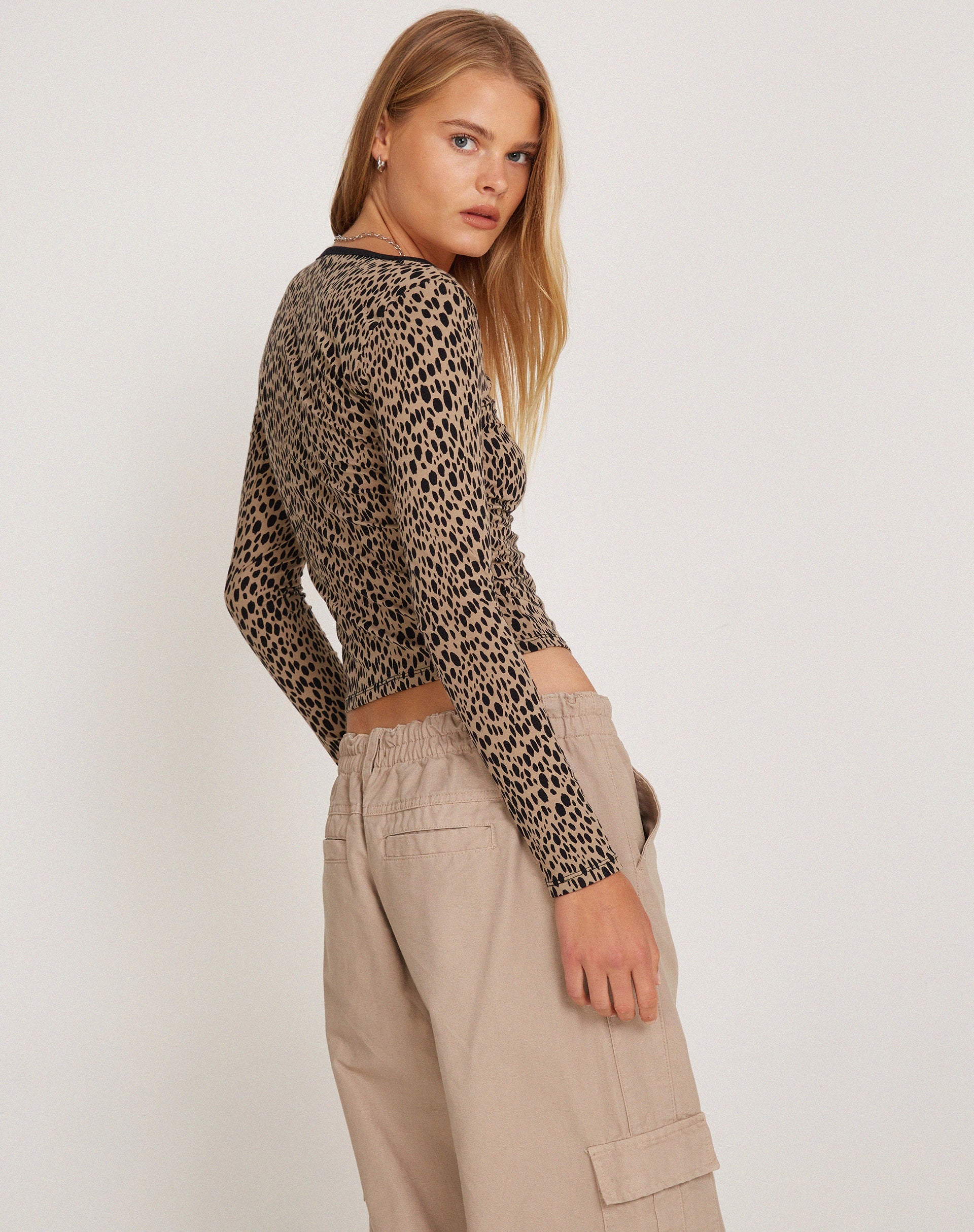 Image de Beshi Long Sleeve Top in Mini Cheetah Black Binding