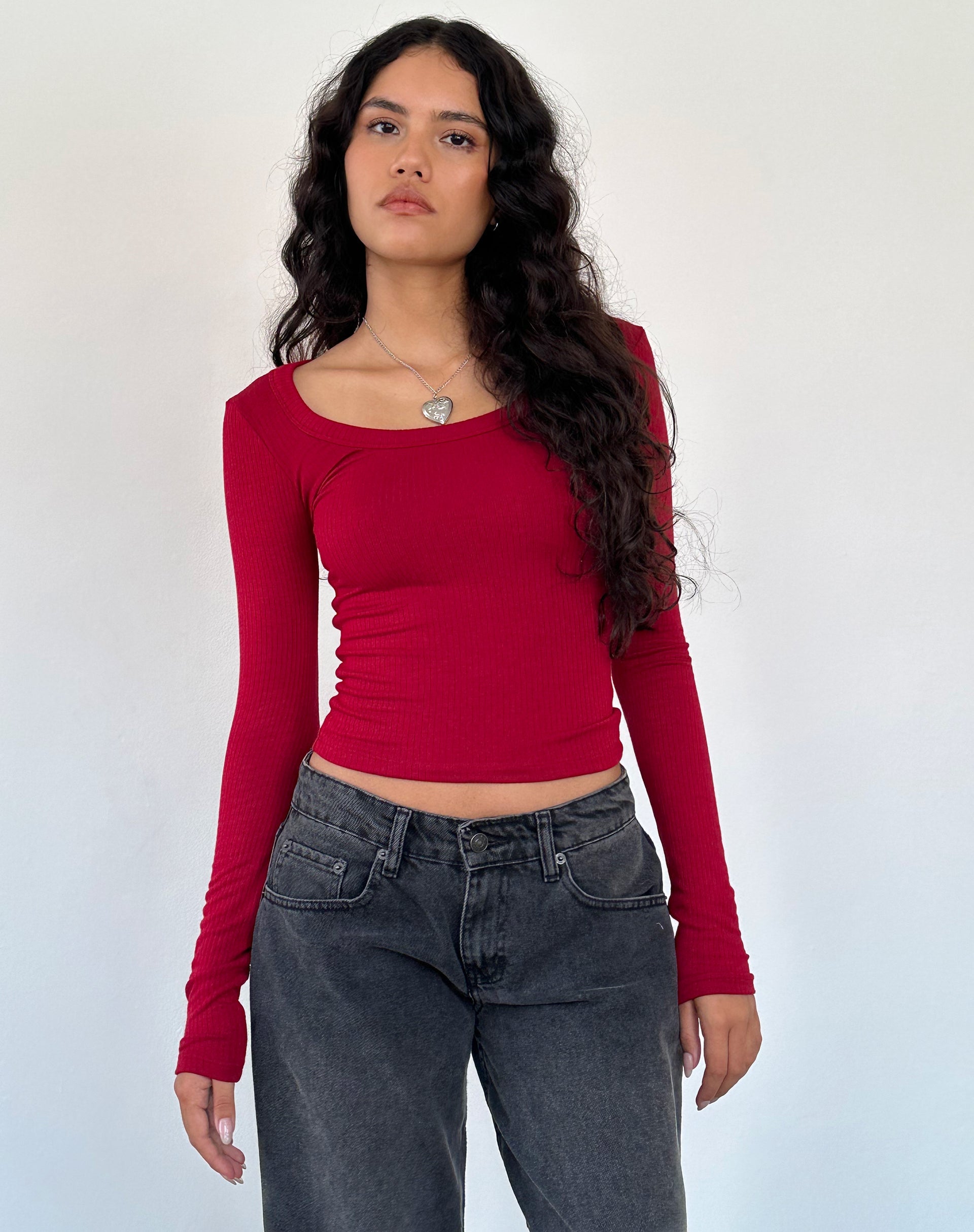Image de Binlo Extra Long Sleeve Top in Adrenaline Red Rib