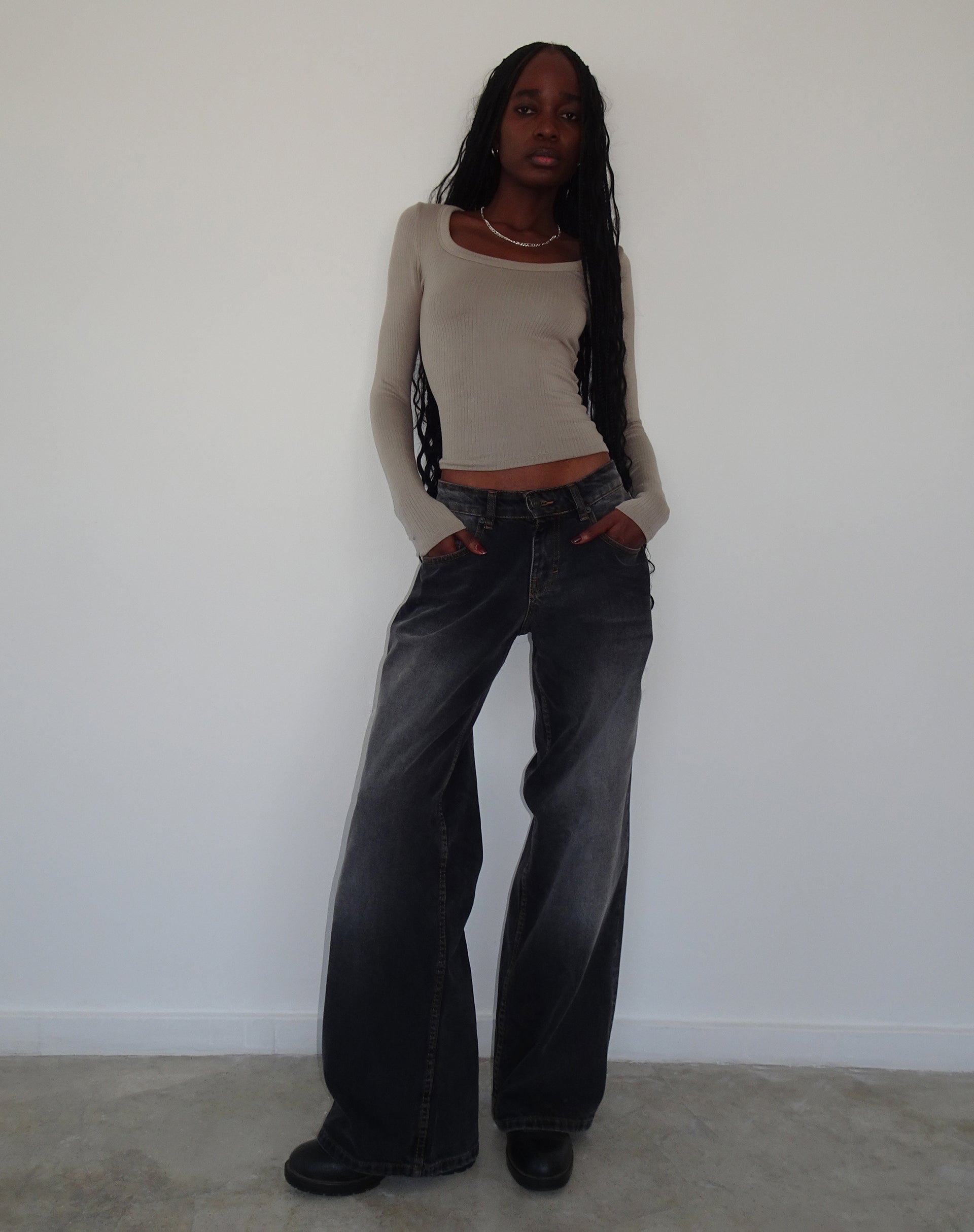 Image de Binlo Extra Long Sleeve Top in London Fog