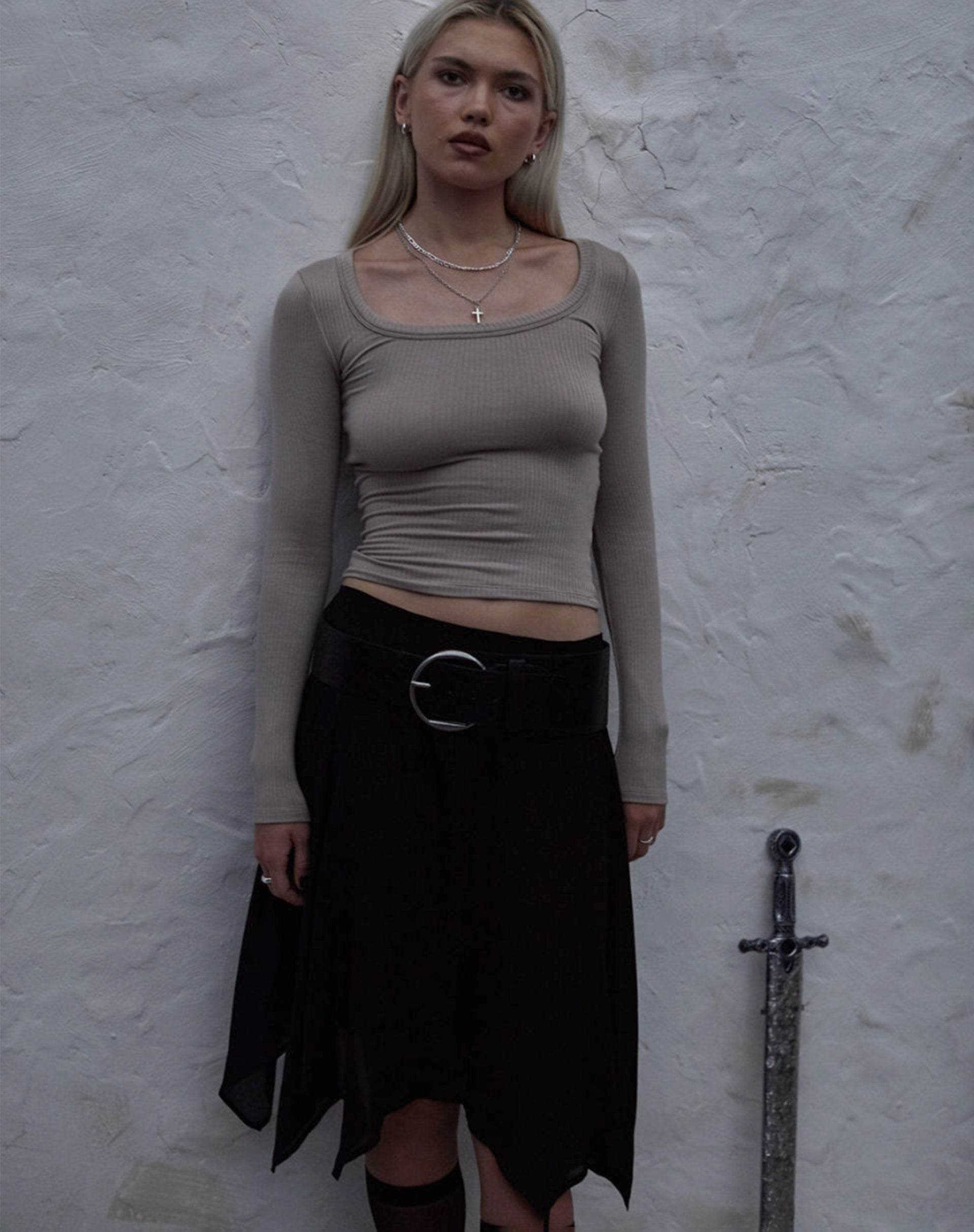 Image de Binlo Extra Long Sleeve Top in London Fog