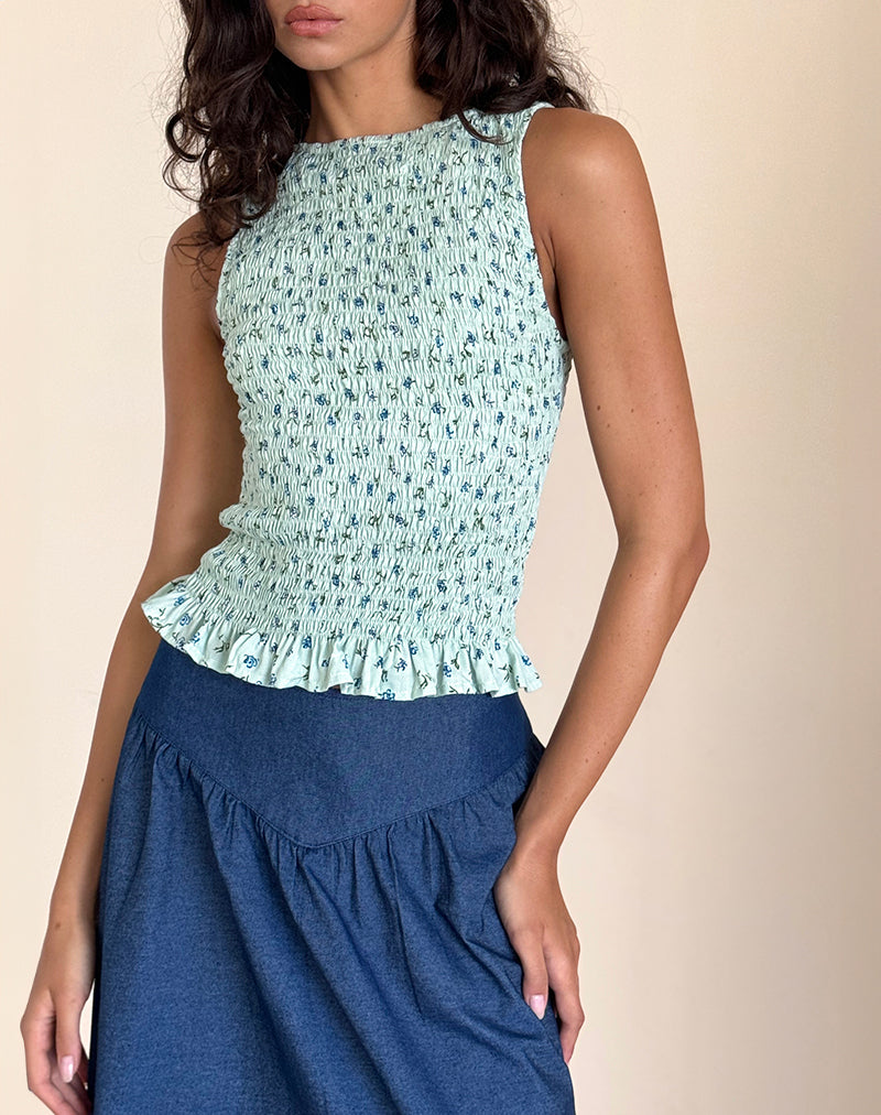 Birita Shirred Top in Pretty Petal Green (Top froncé en vert pétale)