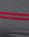 Gris tempête avec fixation rouge adrénaline