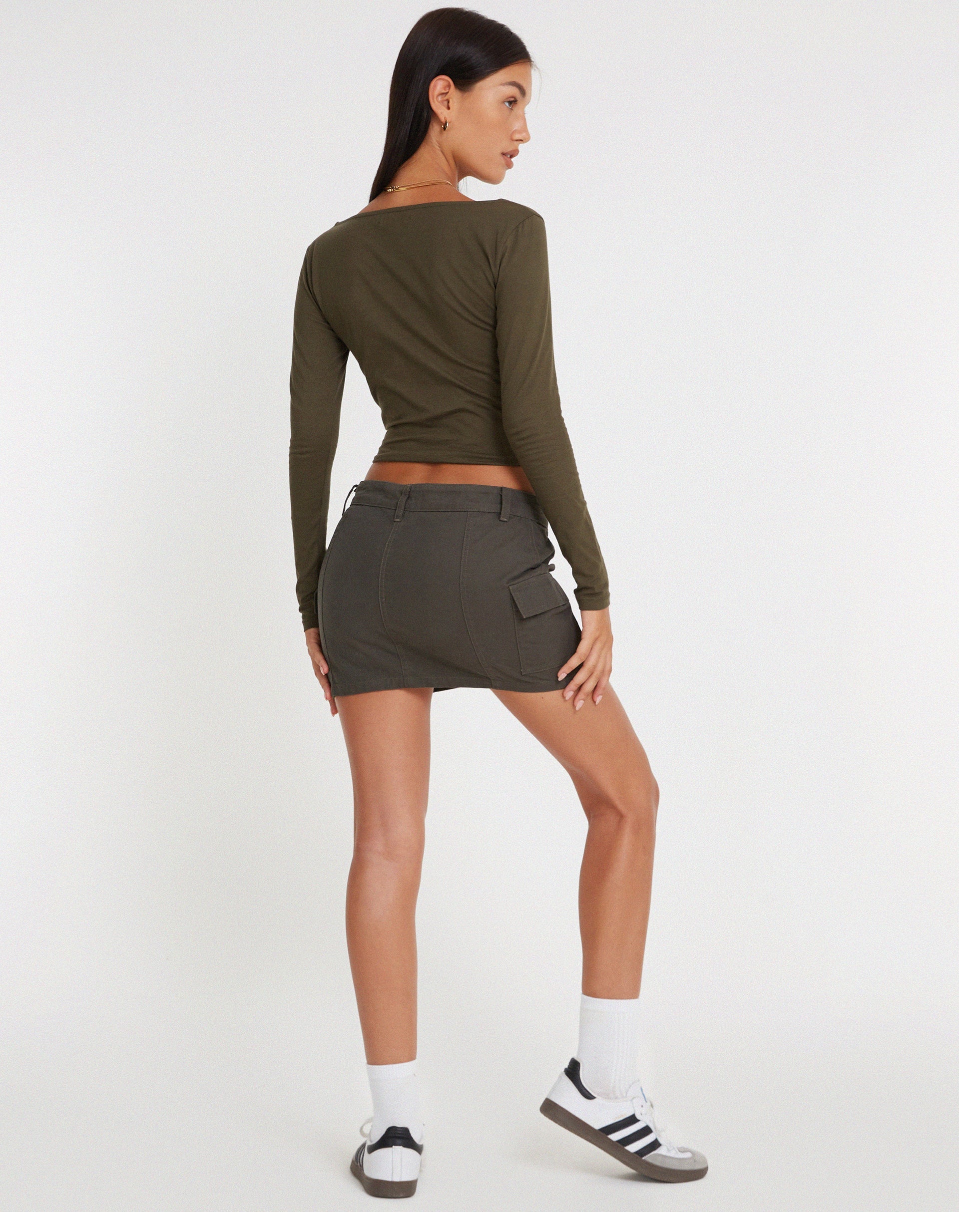 Image de Bonlo Long Sleeve Top in Olive