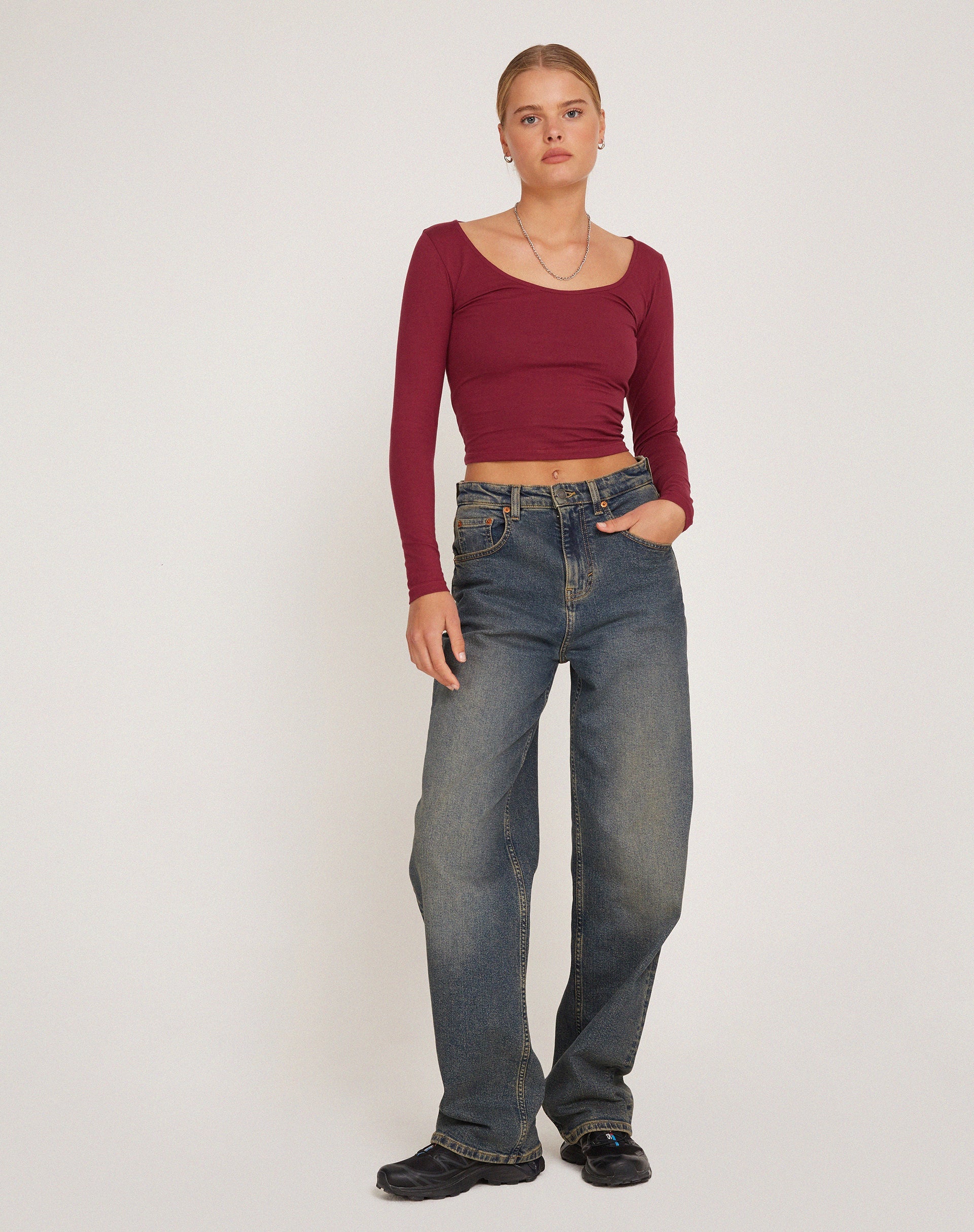Image de Bonlo Long Sleeve Top in Plum