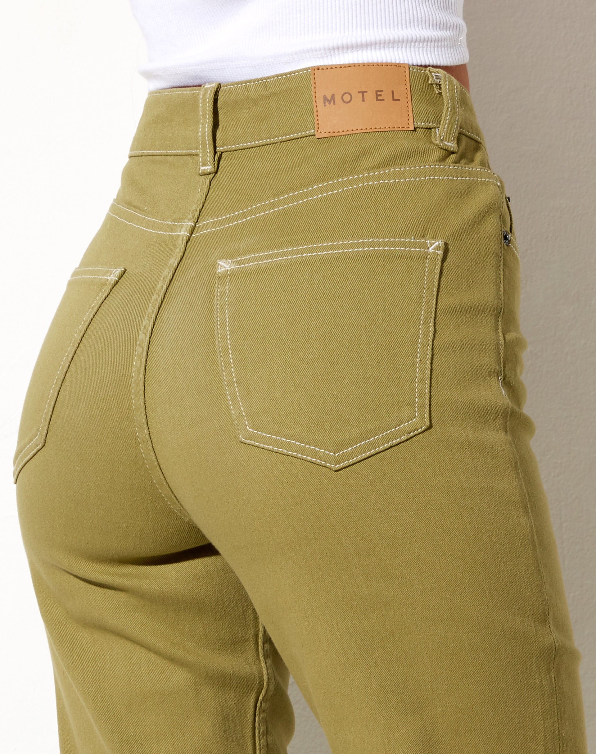 Image de Bootleg Jeans in Green Moss