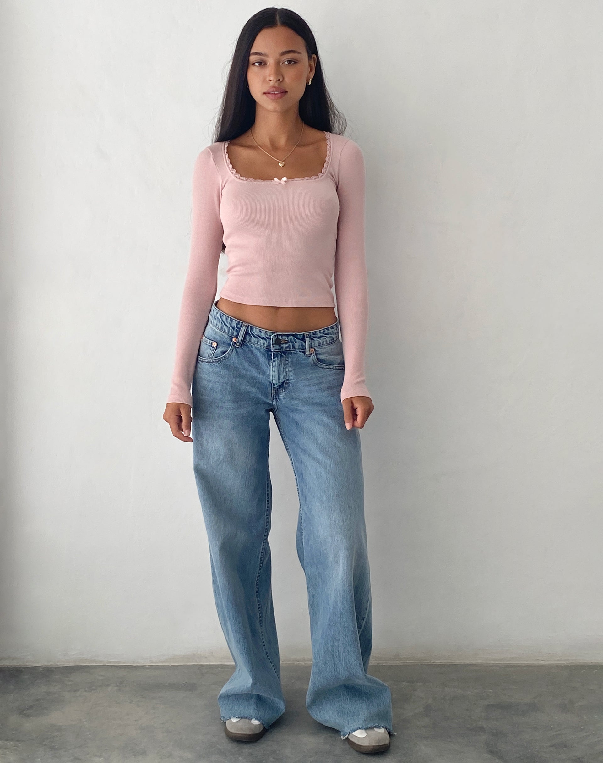 Image de Bovita Long Sleeve Top in Rib Pink