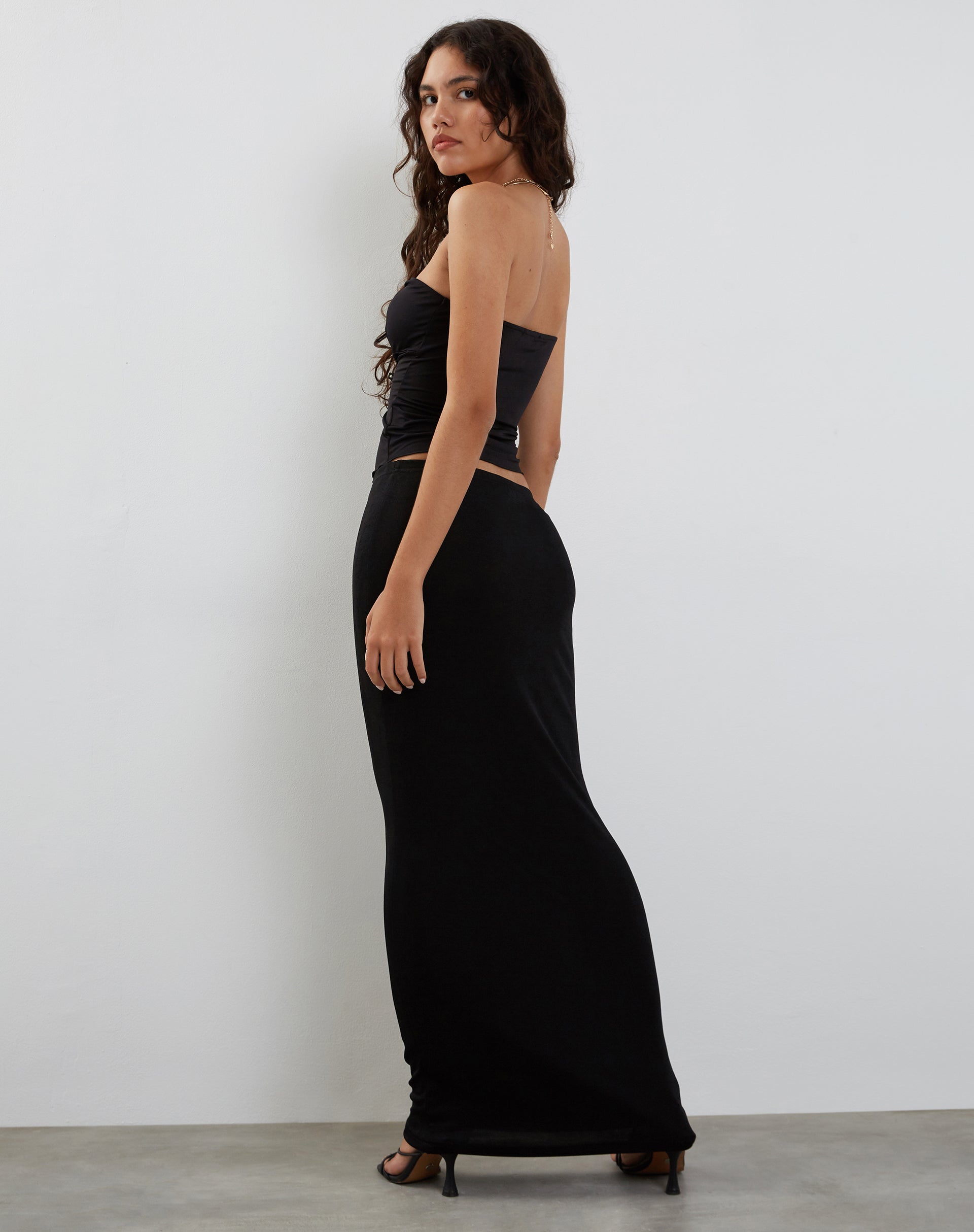 Image de Brea Bandeau Top in Slinky Black