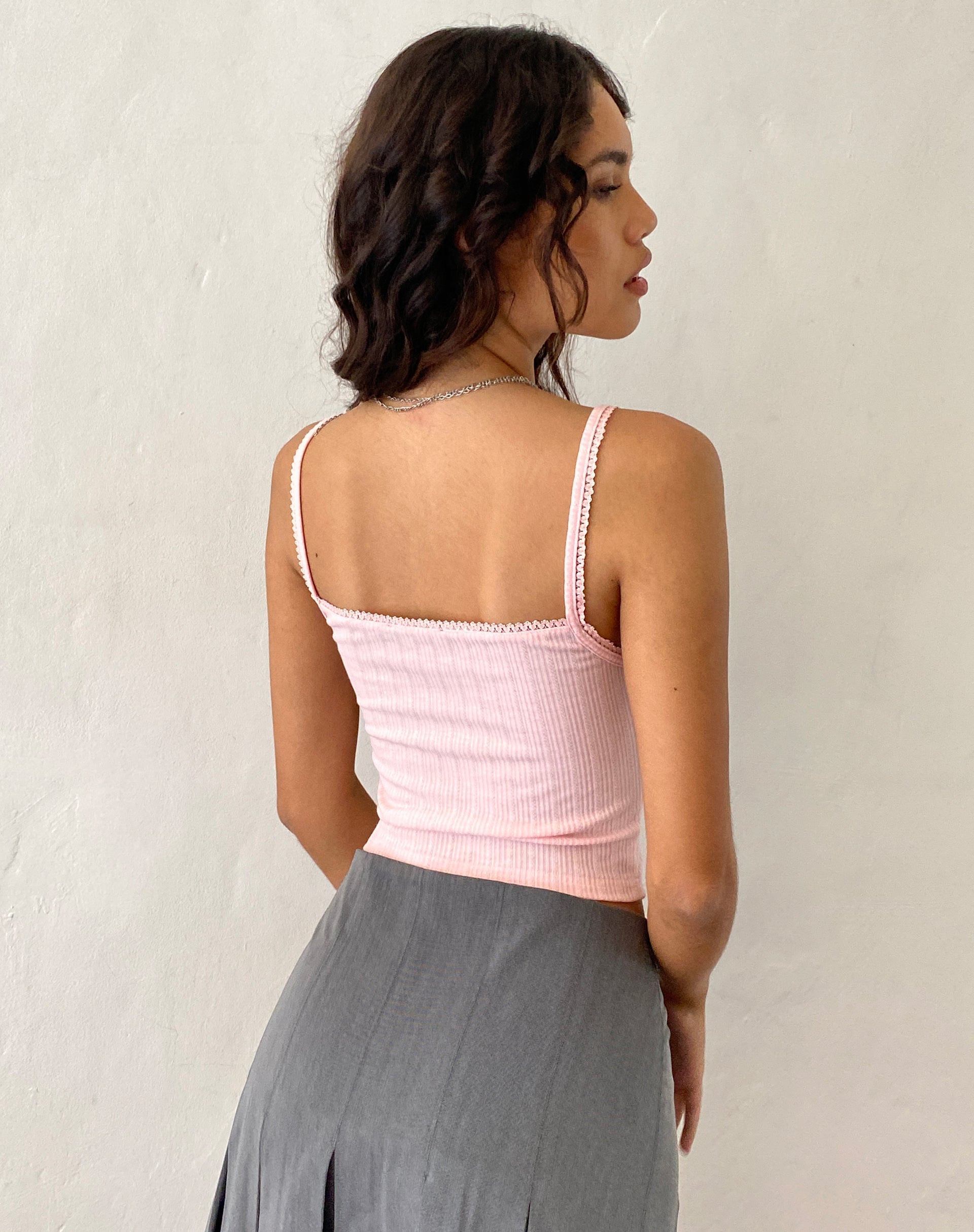 Image de Brynn Cami Top in Pink