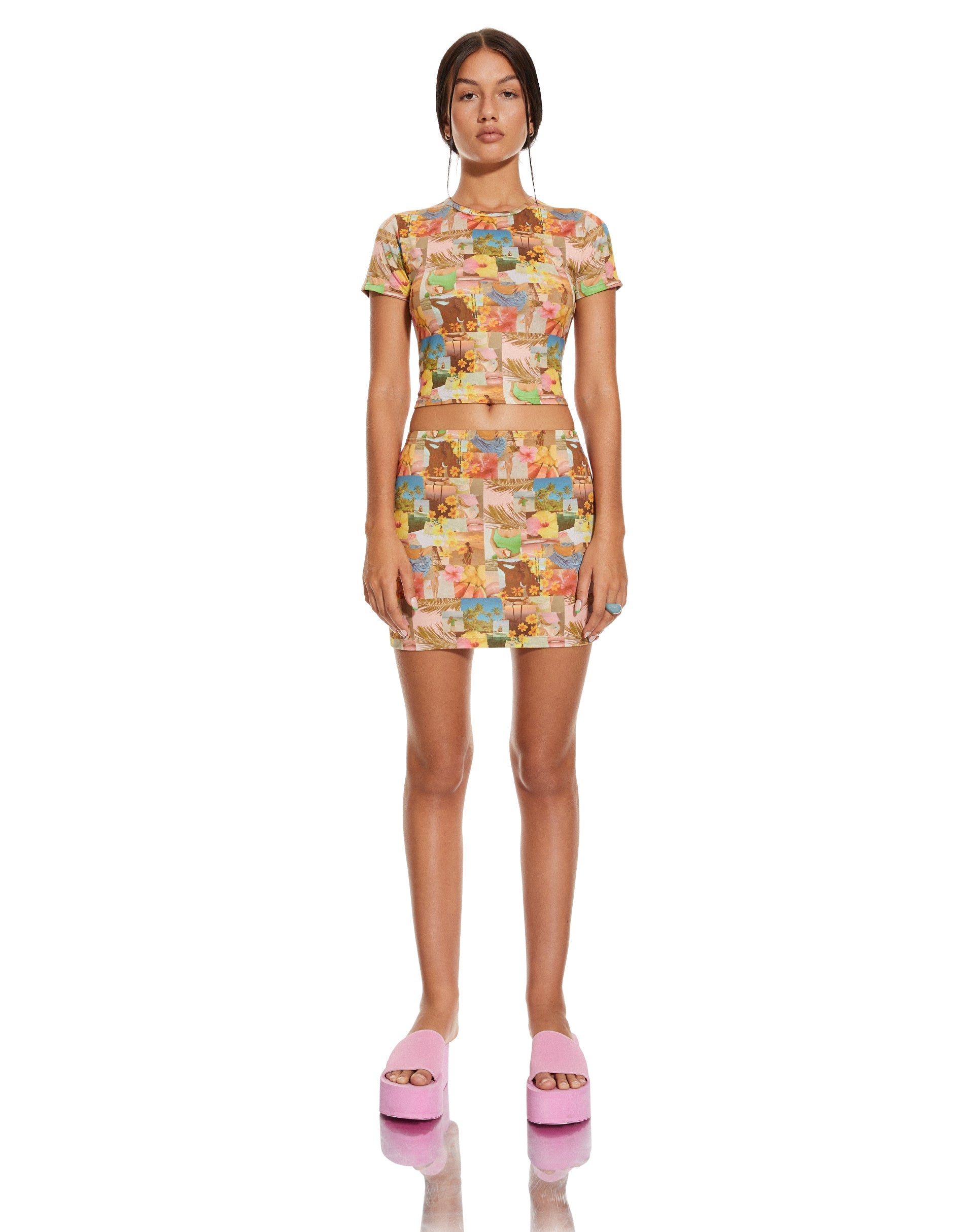 Image de MOTEL X BARBARA Tee Shrunken en collage tropical des années 90