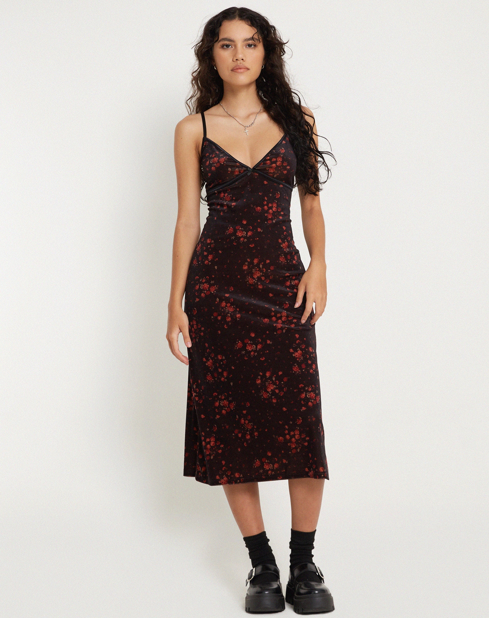 image de Camelia Maxi Dress in Rose Cluster Velvet