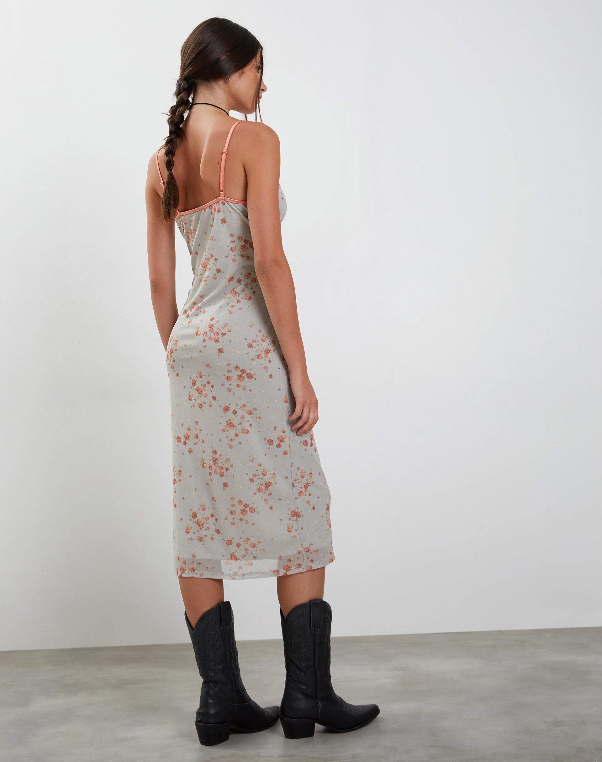 Image de la robe Camelia Mid Dress en Ditsy Rose Cluster