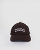 Image de la casquette en chocolat amer avec le slogan de l'overthinker professionnel