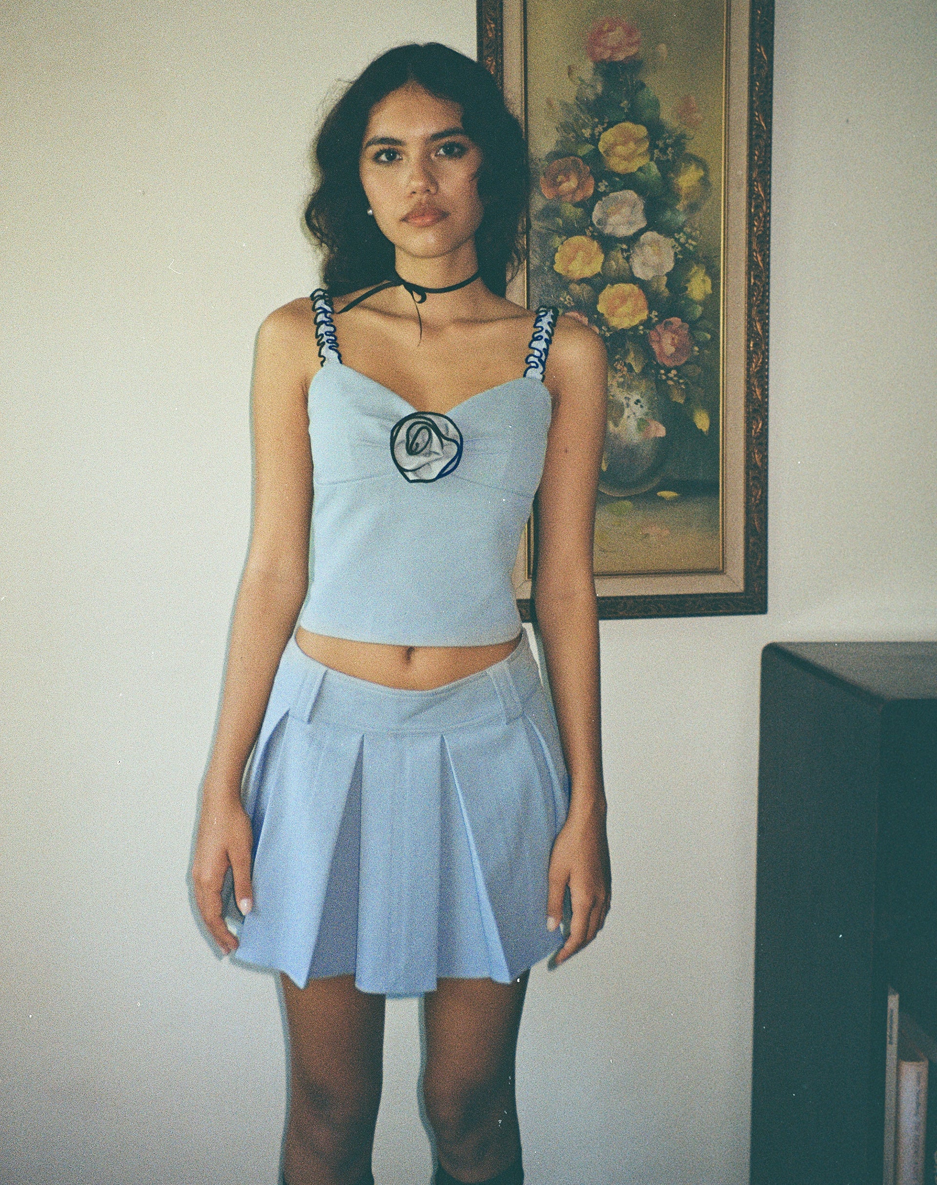 Image de la mini-jupe plissée Lamsu, bleu tailleur