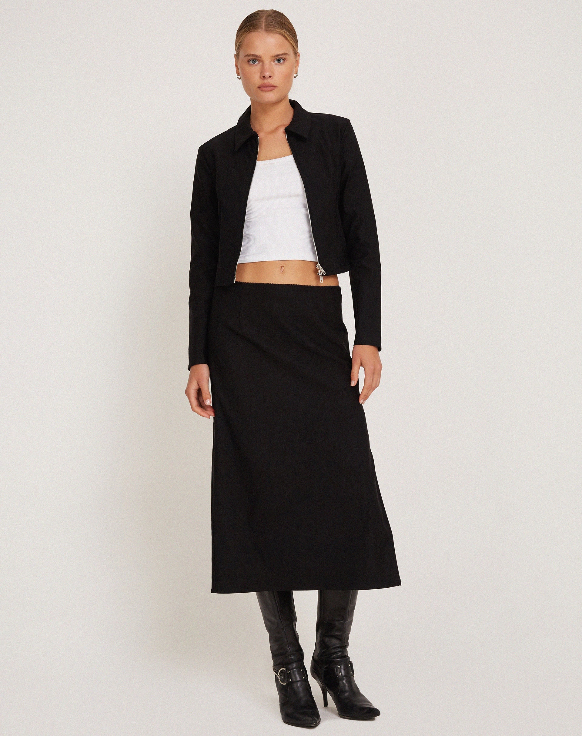 Image de la veste courte Carson en noir