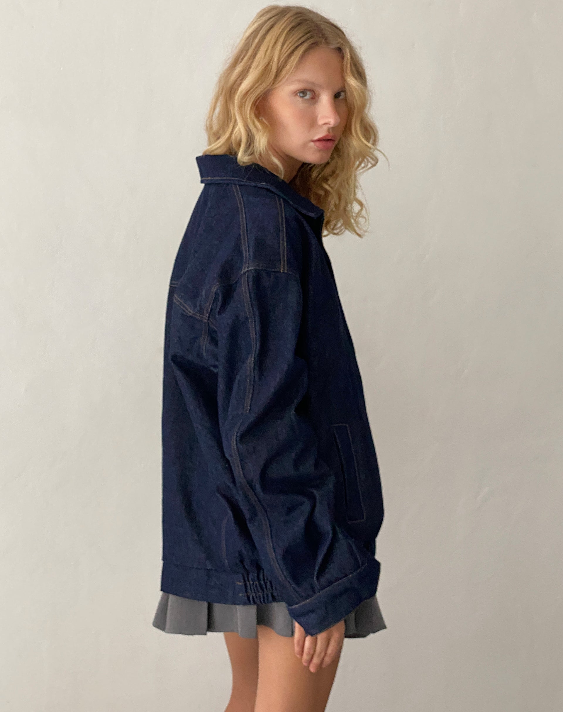 Image de la veste Cavita en denim indigo