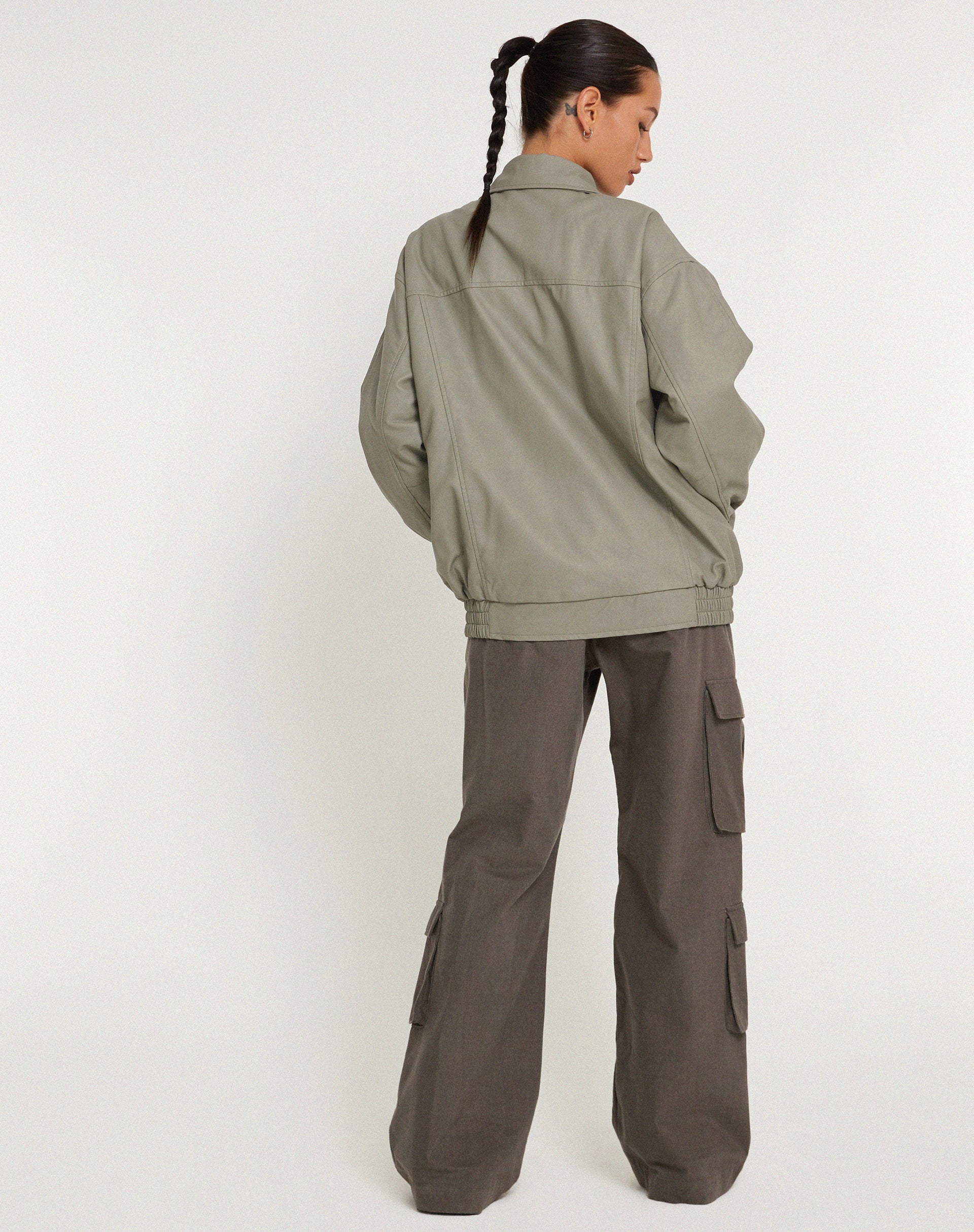 Image de la veste Cavita en PU gris