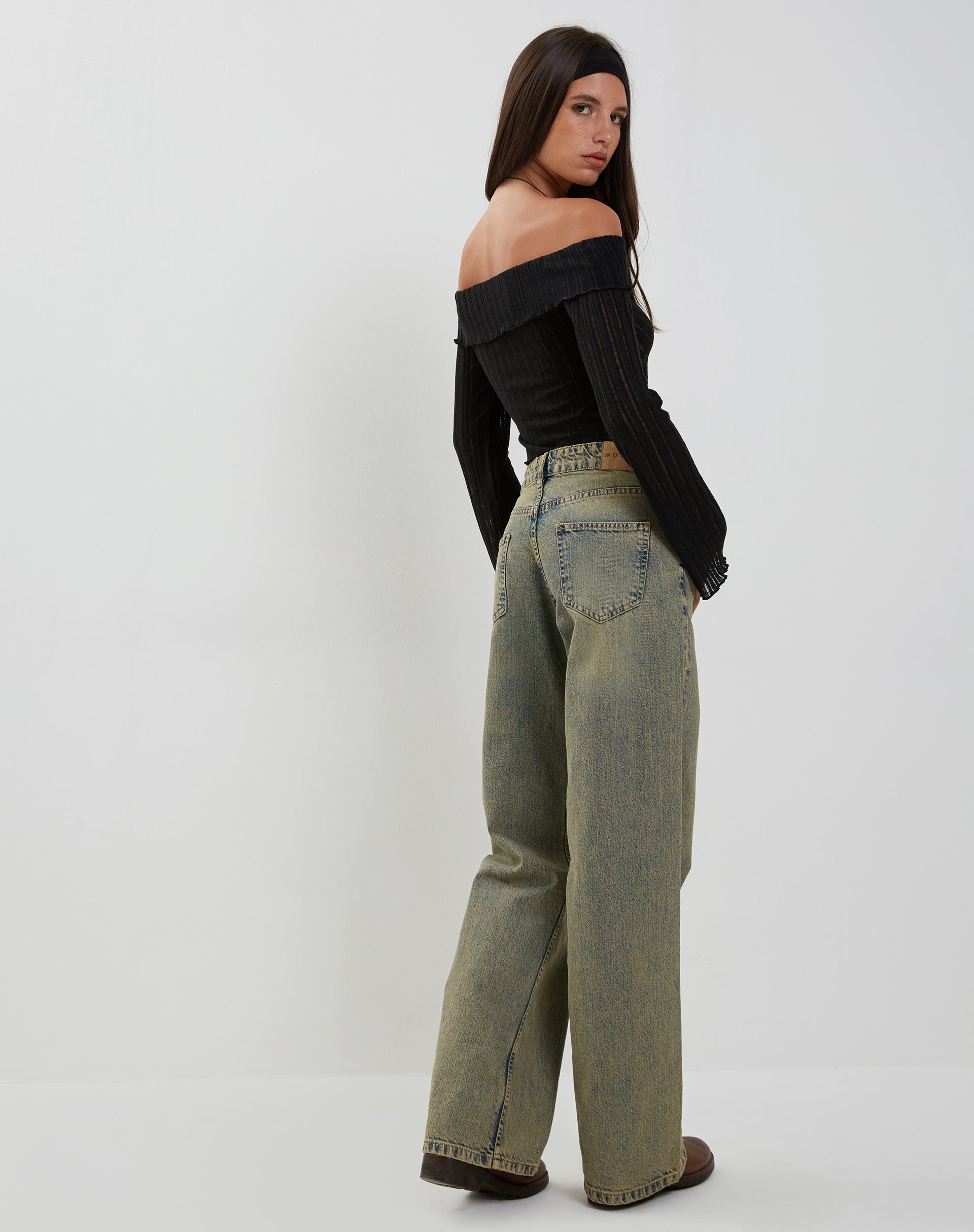 Image de Celeste Butterfly Bardot Top in Black