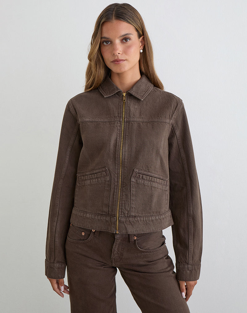 Image de la veste cintrée en denim marron