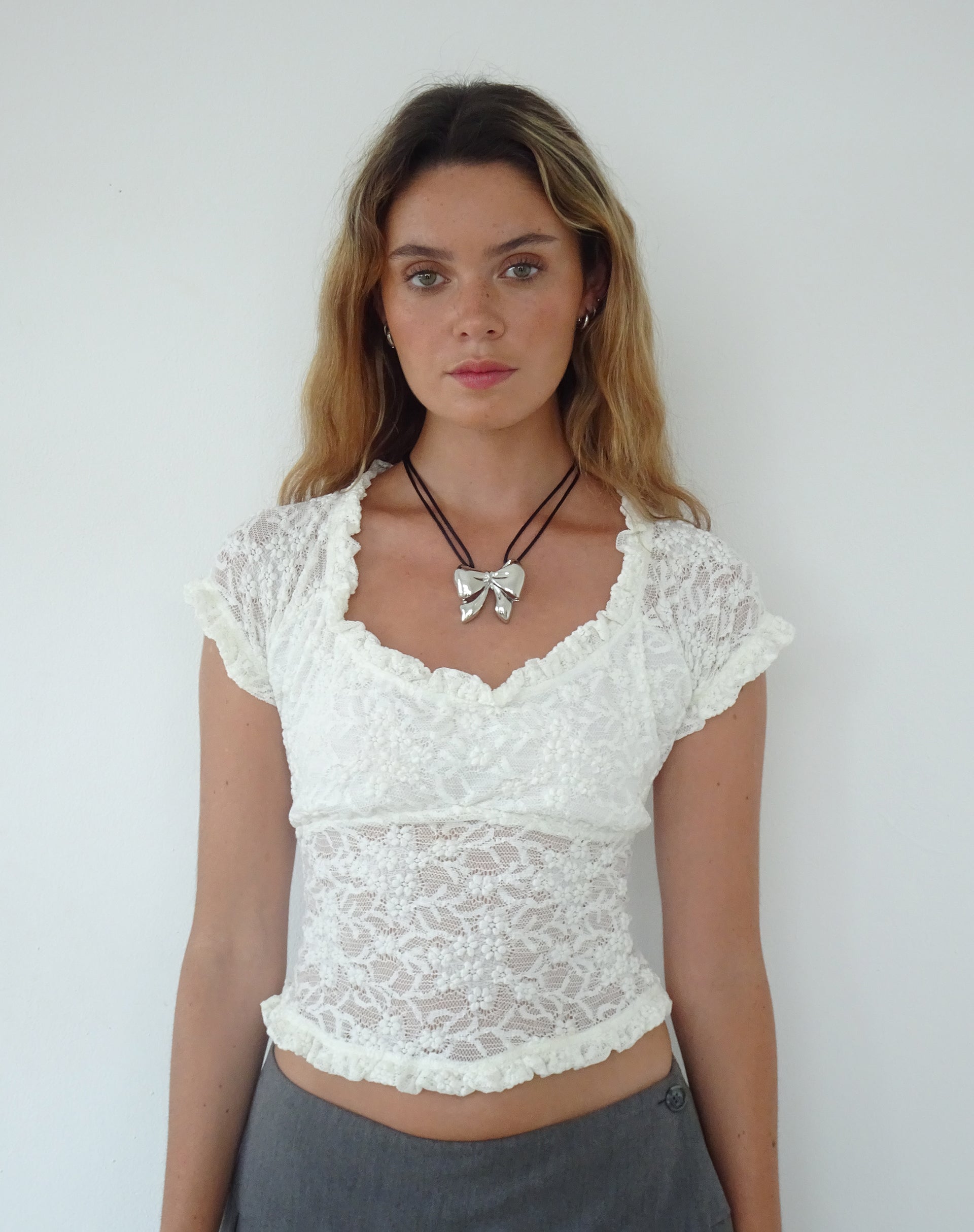 Image de la corde Colette Collier à gros nœuds par Gemini Jewels