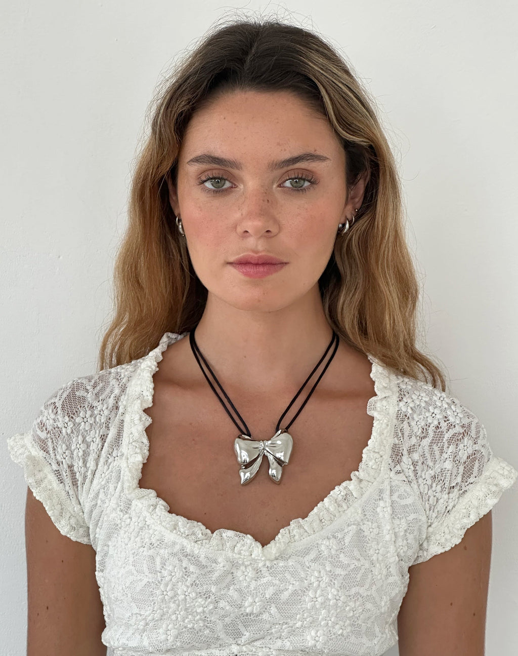 Collier à gros nœuds en corde Colette par Gemini Jewels